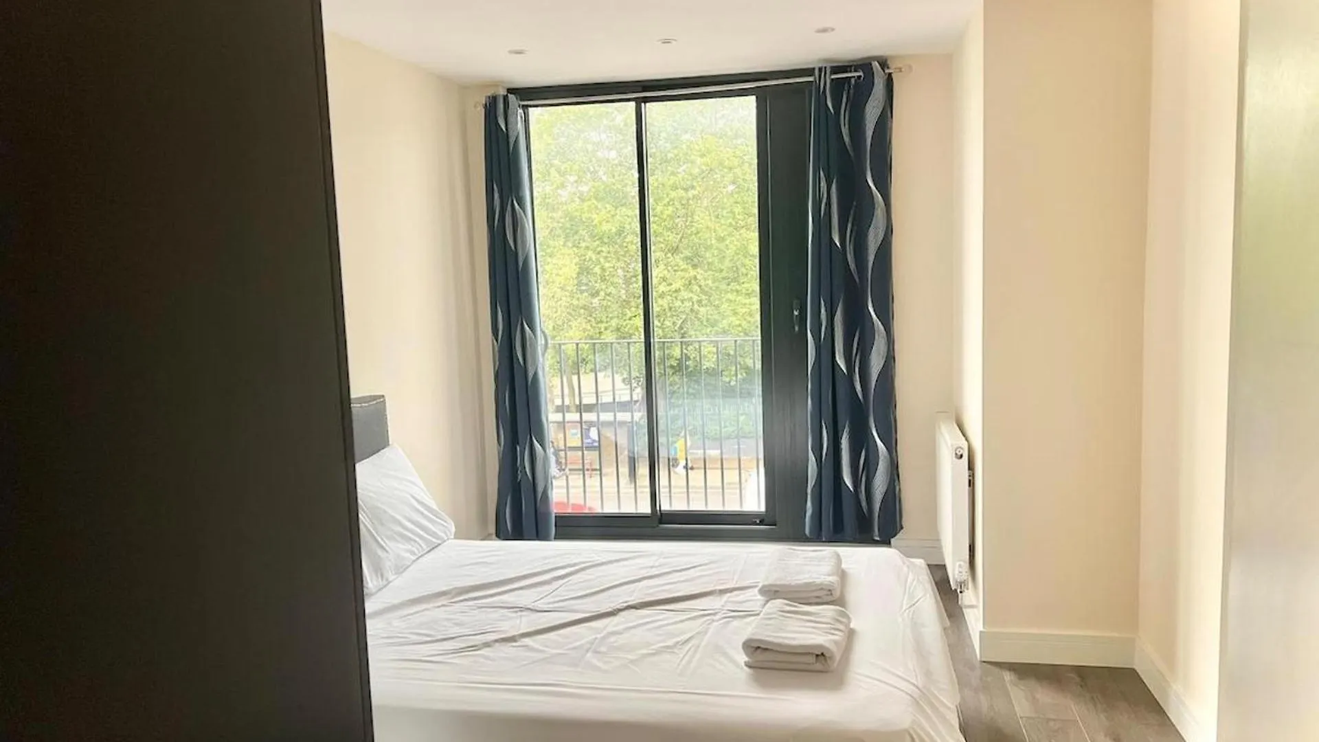 London Riverside Apartment Retreat 0*,  United Kingdom